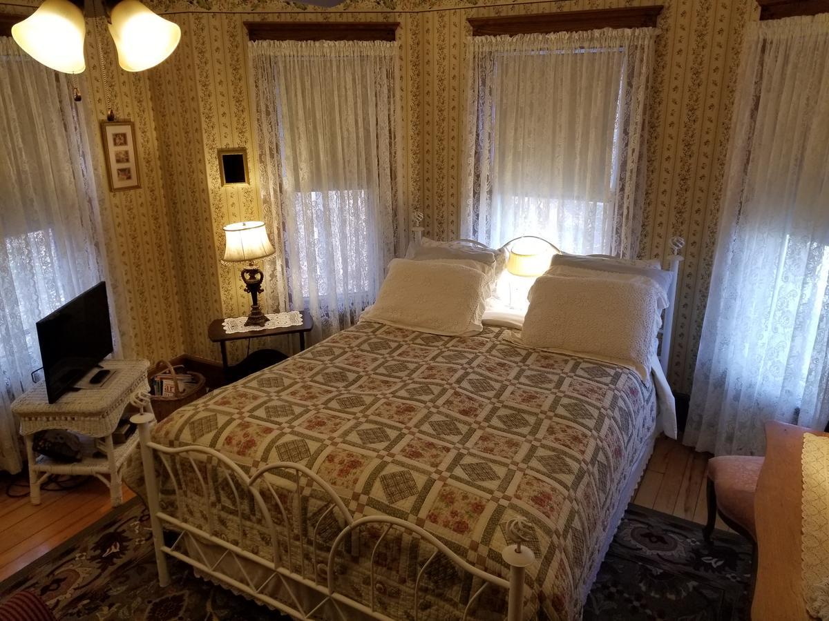 Rose & Thistle Bed & Breakfast Cooperstown Εξωτερικό φωτογραφία
